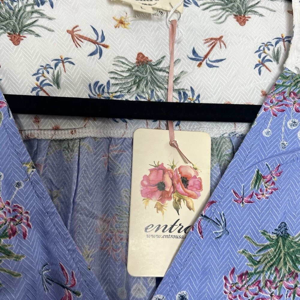 Entro Top Blouse Women Large Blue White V-Neck Short Sleeve Floral Boho NWT - Picture 9 of 11